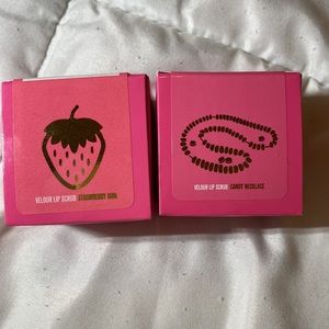 Jeffree Star lip scrub